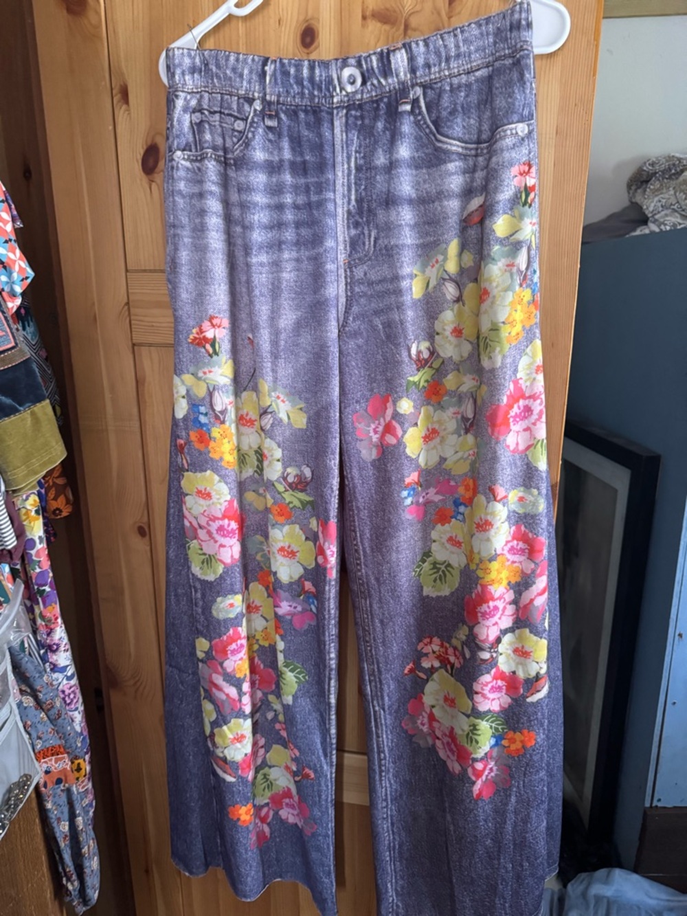 Botanic Filly Screenprinted “Jeans” by ODDi. Size L.